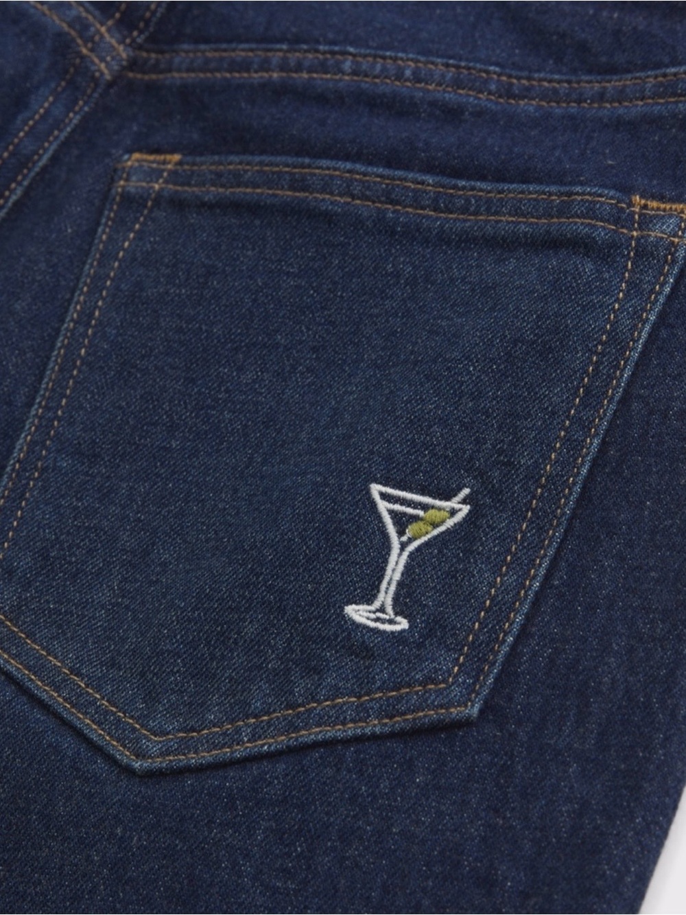 NWT Abercrombie & Fitch High Rise 90s Relaxed Martini
Embroidered
Jean - Size 27 - Picture 2 of 11